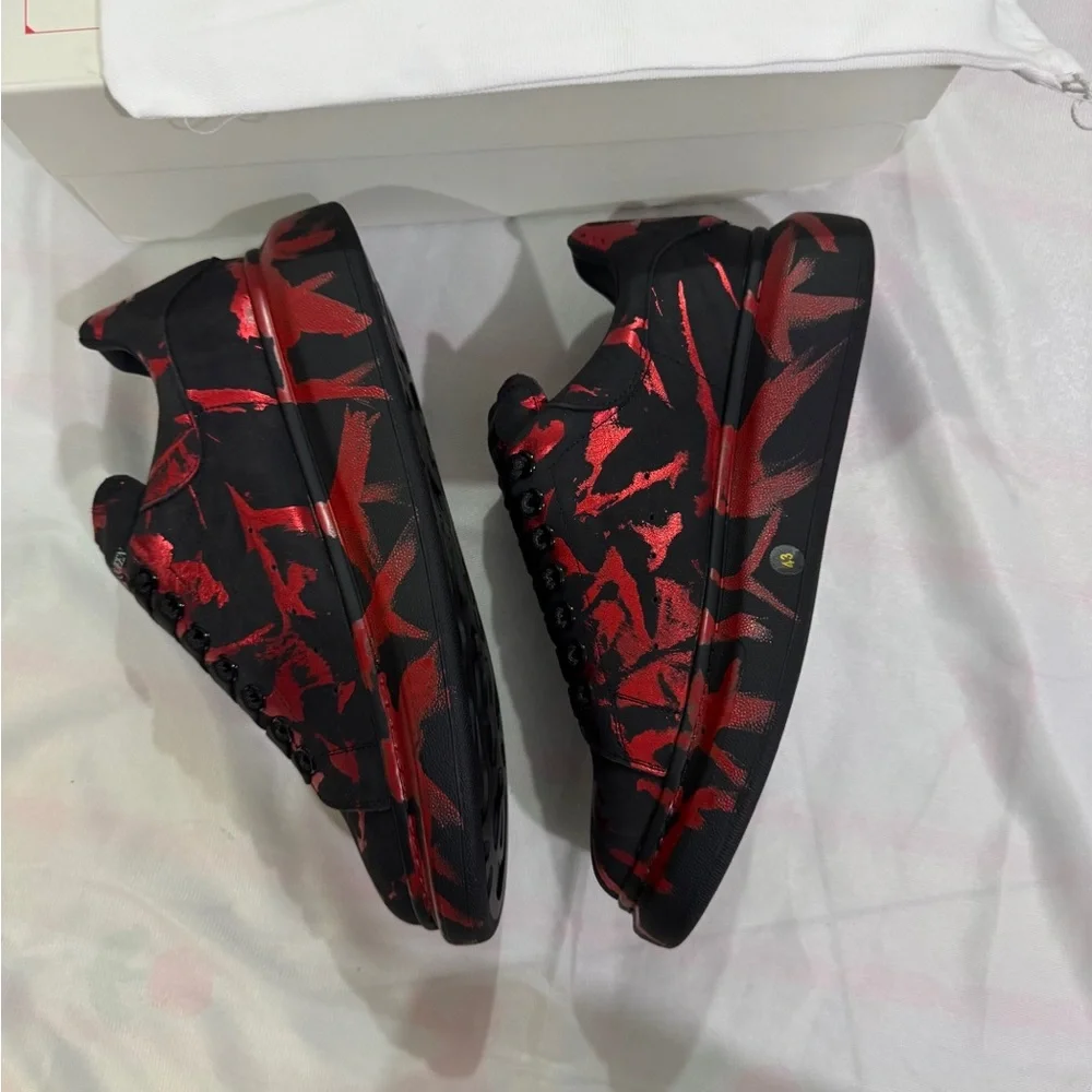 Alexander McQueen Black with Red Metallic Floral Low-Top Sneakers